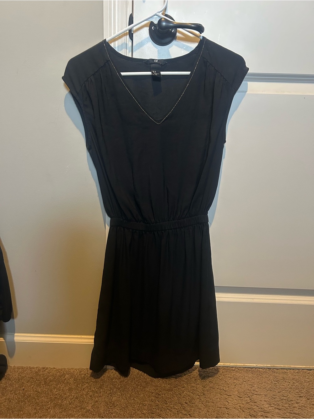 H&M Black V-Neck Elastic Waist Cap-Sleeve Dress